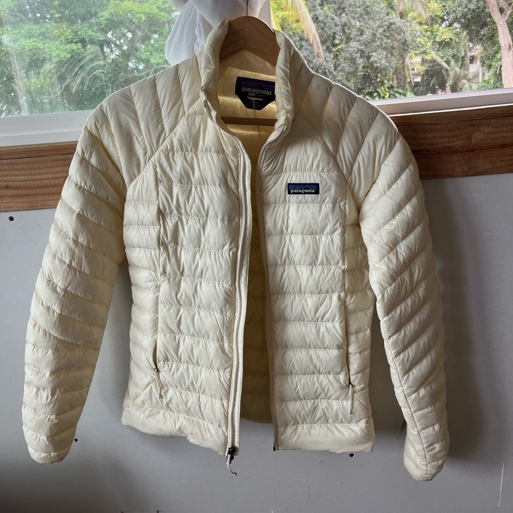 Patagonia Cream Puffer Jacket